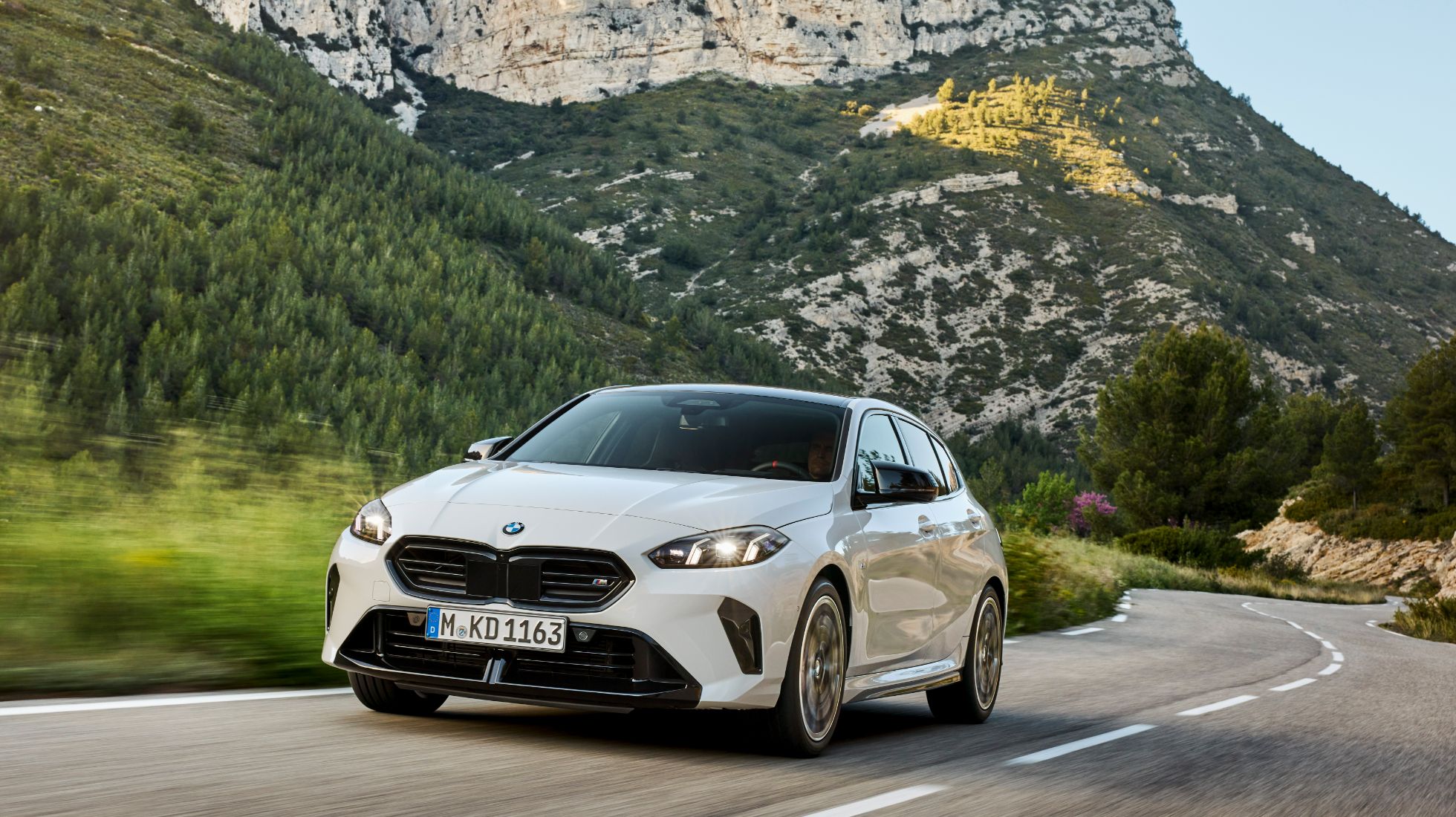 BMW 1 Series debuts with added features and appeal